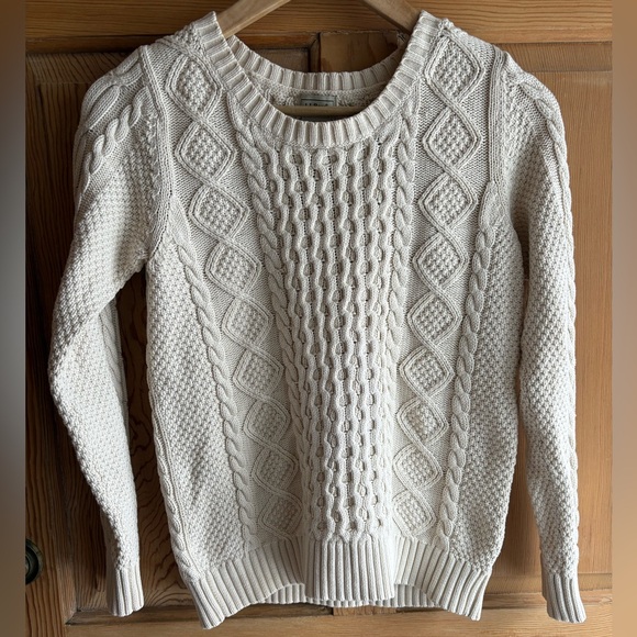 L.L. Bean Cotton Cable Knit Sweater | Coastal Spring Layer | Size Small - Picture 2 of 7